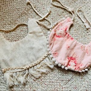 Baby girl fancy bibs💕🍼